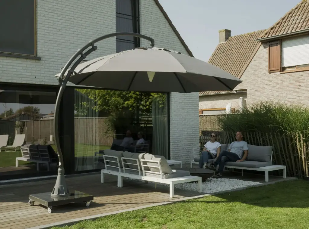 VIGA XL Parasol 375 with Base Carbon